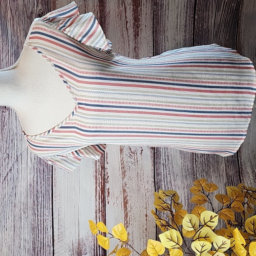 NEW PAPERMOON V NECK SHORT FLUTTER SLEEVE PULLOVER TOP